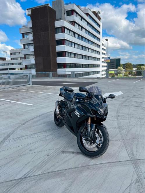 Suzuki Gsxr1000 K7 All Black (Gxr1000)