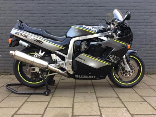 Suzuki GSXR750 oliekoeler 1990