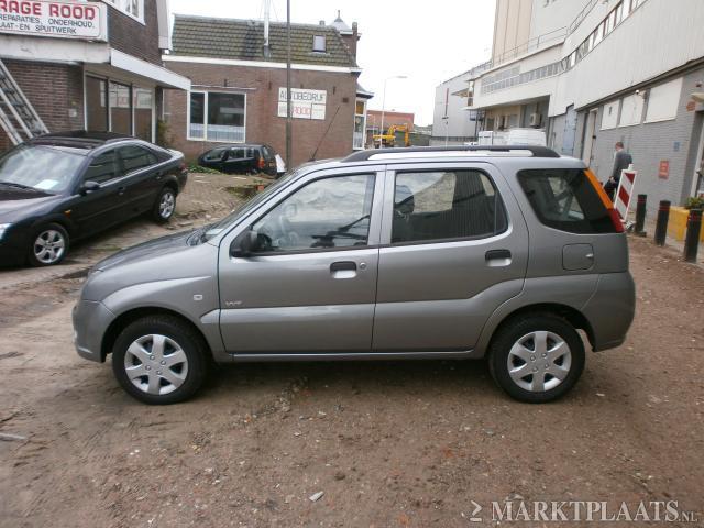 Suzuki Ignis 1.3-16V GLS 