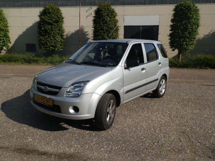 Suzuki Ignis 1.3 5D 2005 Grijs