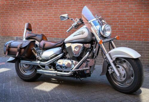 Suzuki Intruder 1500 LC