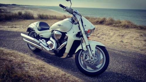 suzuki intruder 1800 VZL