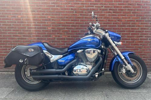 Suzuki intruder 800cc  100 in orde blauw.