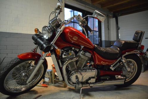 Suzuki intruder 800VS GLP rood