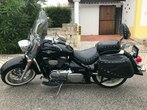 Suzuki intruder boulevard