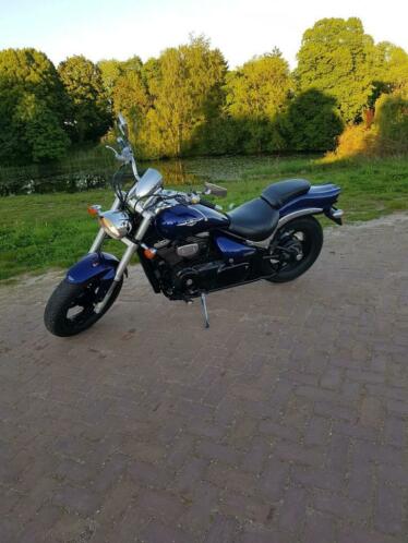 Suzuki intruder m800