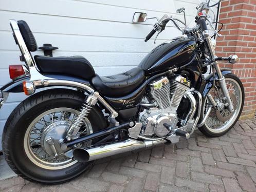 Suzuki  intruder VS 800 GLP,,BJ 1993,IN NIEUWSTAAT.