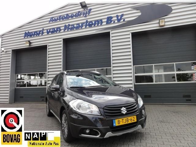 Suzuki Kizashi 1.6 Exclusive AFN. TREKHAAK