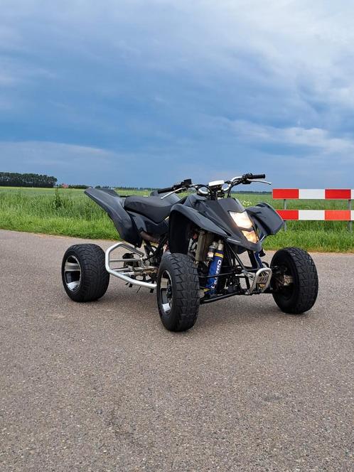 Suzuki Ltz 400 op auto kenteken L7e 2007