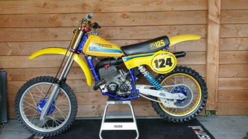 Suzuki rm 125 1980 twinshock