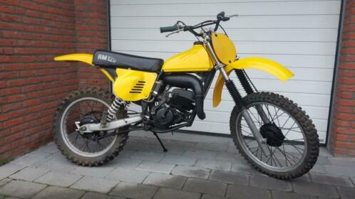 Suzuki RM 125 twinshock