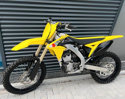 Suzuki RM-Z 250 - Nieuw - Topper  Lees advertentie