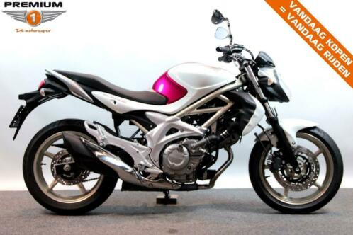 Suzuki SFV 650 GLADIUS (bj 2012)