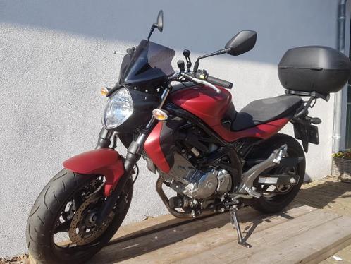 Suzuki SFV650A Gladius bj 2015