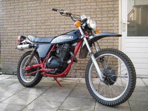 Suzuki SP370 viertakt crossmotor  enduro (twinshock)