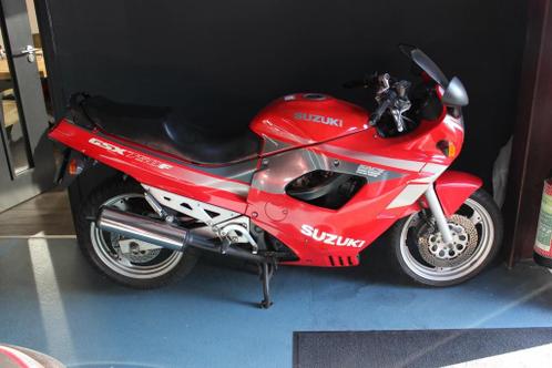 Suzuki Sport GSX 750 F