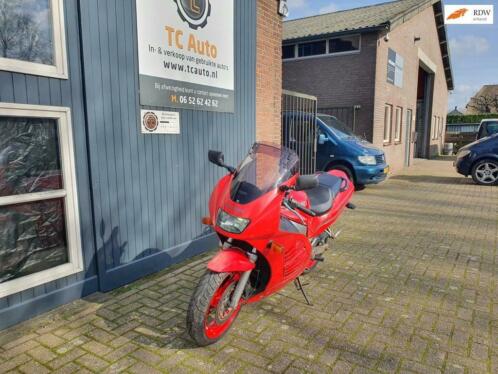 Suzuki Sport RF 600 R leuke goed rijdende Suzuki