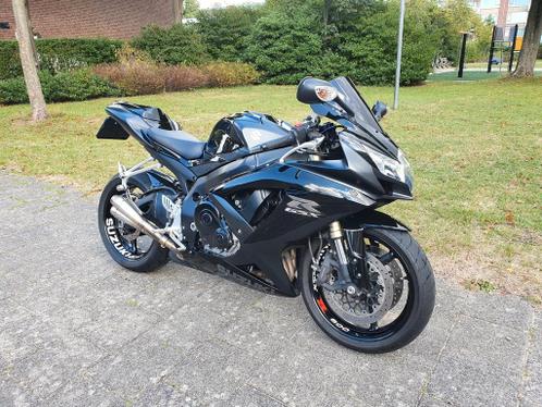 SUZUKI SUPERSPORT GSX-R600 K8 Black edition