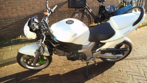 SUZUKI SV 650 streetfighter TE KOOP