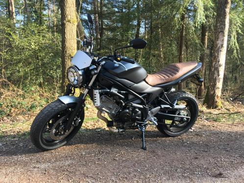 Suzuki sv650 Scrambler met weinig kilometers