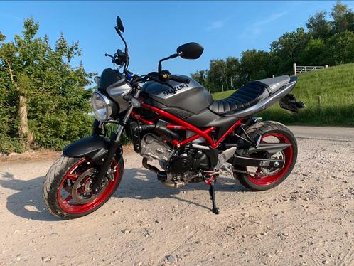 Suzuki SV650 zo goed als nieuw