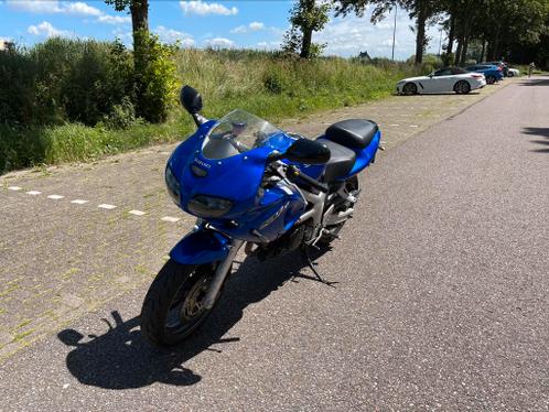 Suzuki SV650S (verse banden, handvatverwarming en QuadLock)