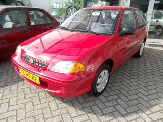 Suzuki Swift 1.0 01 ZUINIG EN BETROUWBAAR ZOON OF DOCHTER