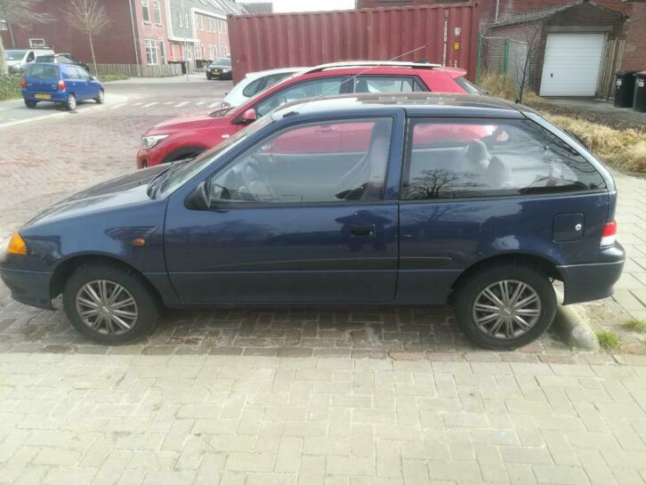 Suzuki Swift 1.0 2002 Blauw