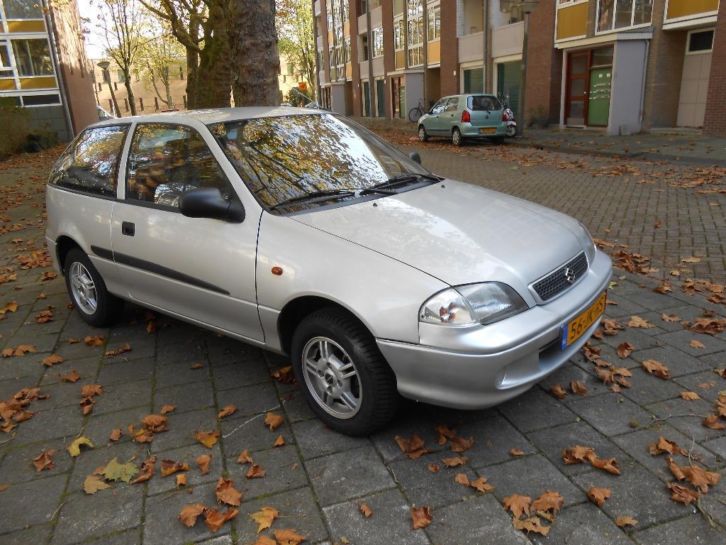 Suzuki swift 1.0 eco 2002 nieuwe apk 3 cyl zeer zuinig lmv 