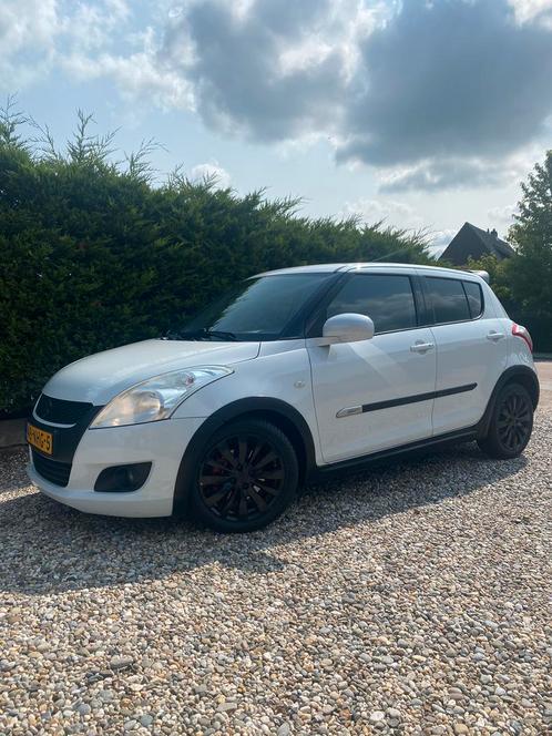 Suzuki Swift 1.2 5-D 2010 parelmoerwit