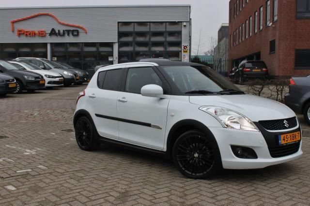 Suzuki Swift 1.2 5drs Exclusive EASSS CLIMACARBON DAKLM VE