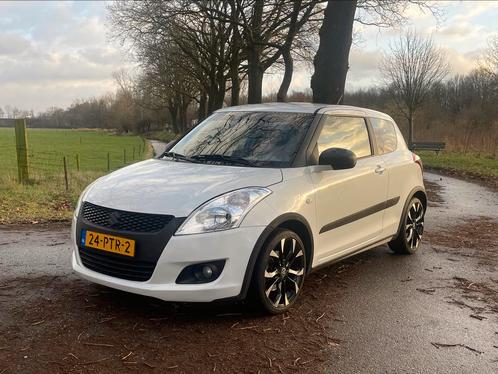 Suzuki Swift 1.2 exclusive keyless, carbon, stoelverwarming