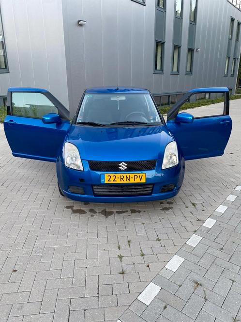 Suzuki Swift 1.3 3D 2005 Blauw