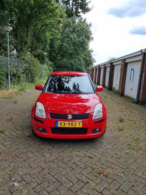 Suzuki Swift 1.3 3D 2005 Rood 93PK