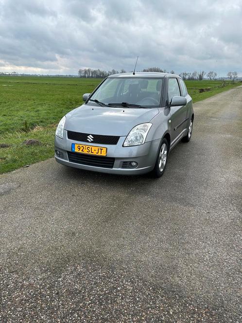 Suzuki Swift 1.3 3D 2006 Keyless entry