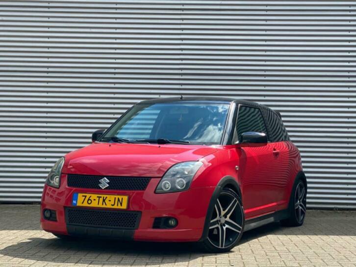 Suzuki Swift 1.3 3D 2006 Rood