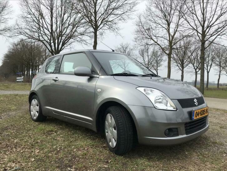 Suzuki Swift 1.3 3D 2009 Grijs PARKEERSENSOREN ACHTER