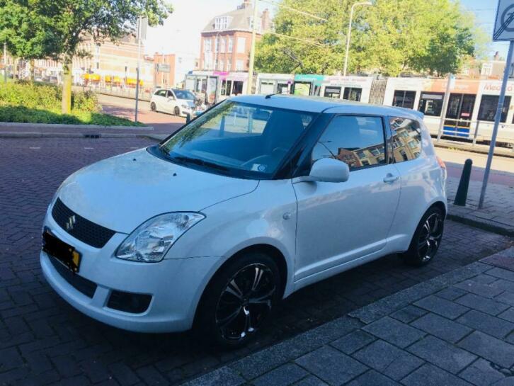 Suzuki Swift 1.3 3D 2009 Wit