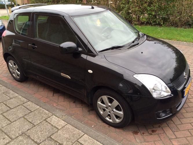 Suzuki Swift 1.3 3D 2009 Zwart