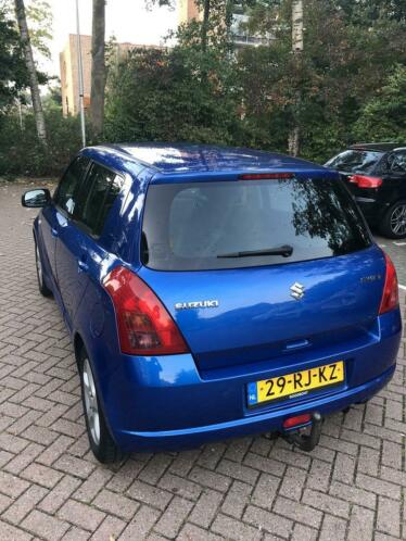 Suzuki Swift 1.3 5 DEURS  AIRCO  NAVI  93PK VASTE PRIJS