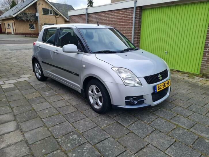 Suzuki Swift 1.3 5D 2006 Grijs AIRCO