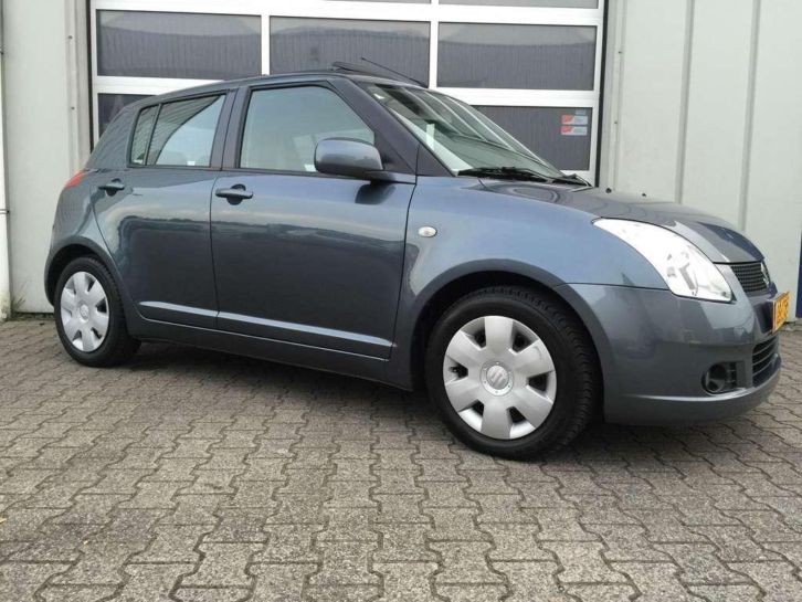 Suzuki Swift 1.3 GLS PANORAMADAK ACTIE 