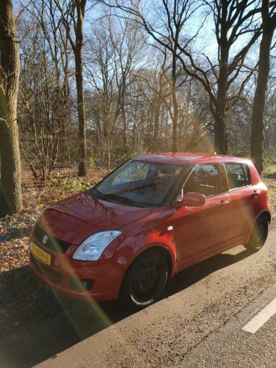 Suzuki Swift 1.3 Shogun 5DRS Lichtm. velgen en winterbanden