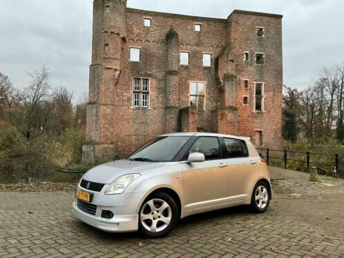 Suzuki Swift 1.3 Shogun SPORT, AIRCO, APK TM 03-06-2022