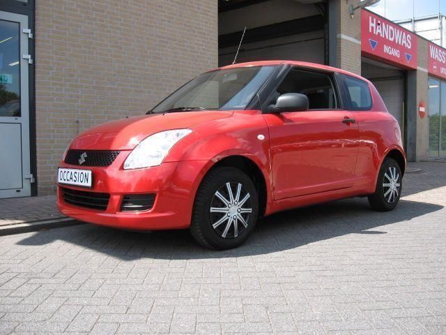 Suzuki Swift 1.3i 3-drs met garantie (bj 2010)