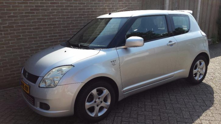 Suzuki Swift 1.5 3D 2005 Grijs