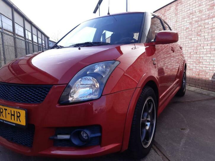 Suzuki Swift 1.5 5D 2005 Rood