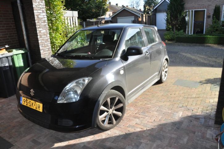 Suzuki Swift 1.5 5D 2006 Zwart