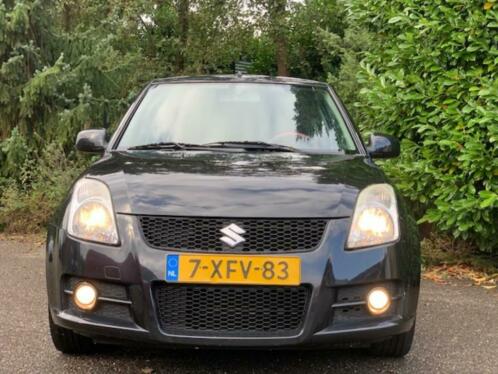 Suzuki Swift 1.6 3D Sport 2007 Zwart WOOFER NIEUW APK AIRCO