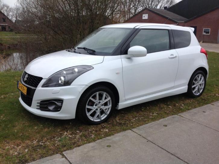 Suzuki Swift 1.6 3D Sport 2012 Wit